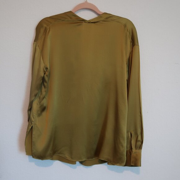 Vince 100% Silk Olive Green Blouse, Size XS - Picture 5 of 6